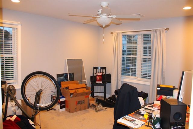 10 N Court St. 3, Fall River, MA 02720