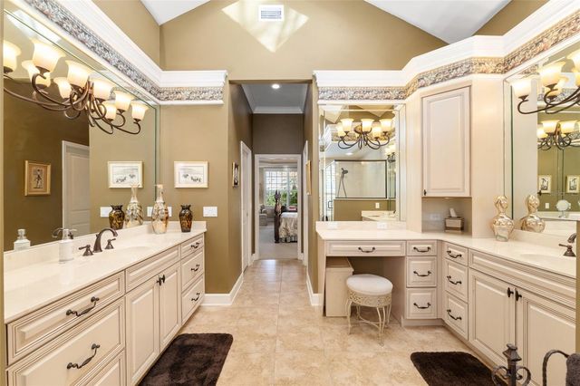 13566 NW 8TH ROAD, Newberry, FL 32669