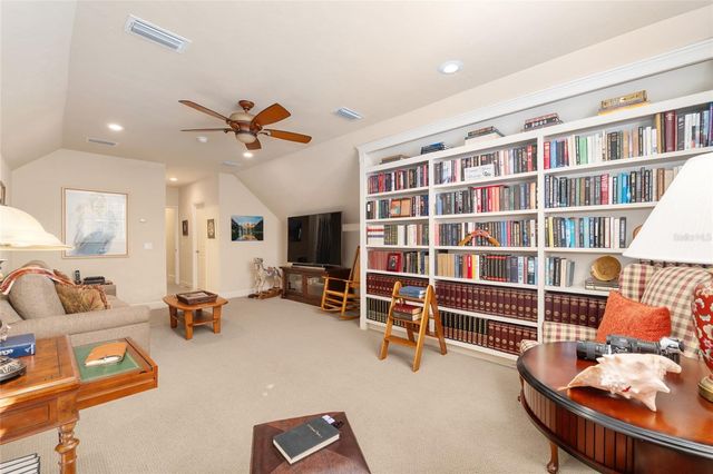 13566 NW 8TH ROAD, Newberry, FL 32669