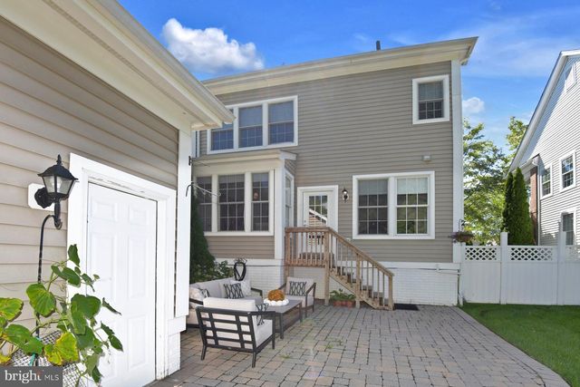51 MALSBURY ST, Robbinsville, NJ 08691