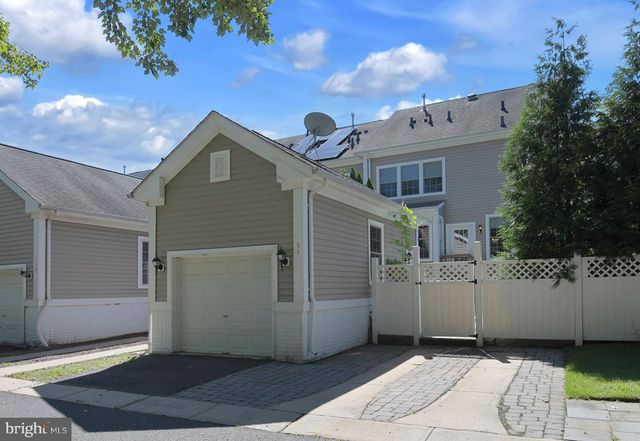 51 MALSBURY ST, Robbinsville, NJ 08691