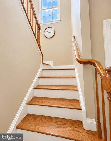 51 MALSBURY ST, Robbinsville, NJ 08691