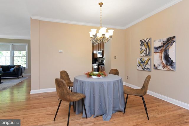 51 MALSBURY ST, Robbinsville, NJ 08691