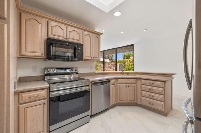 5 Dartmouth Drive, Rancho Mirage, CA 92270