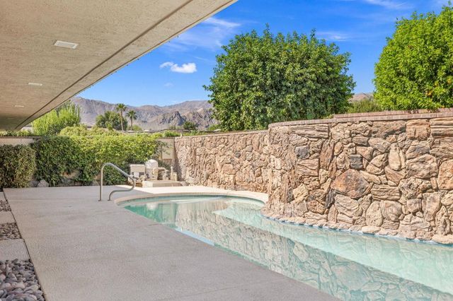 5 Dartmouth Drive, Rancho Mirage, CA 92270