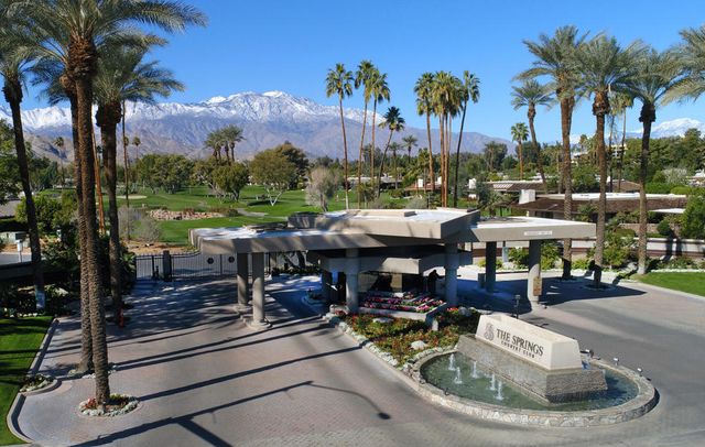 5 Dartmouth Drive, Rancho Mirage, CA 92270