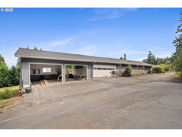 33281 KAMMEYER Rd, Scappoose, OR 97056