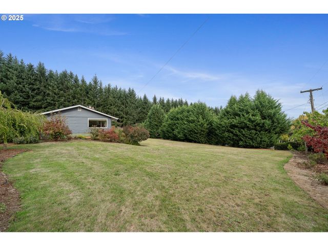 33281 KAMMEYER Rd, Scappoose, OR 97056