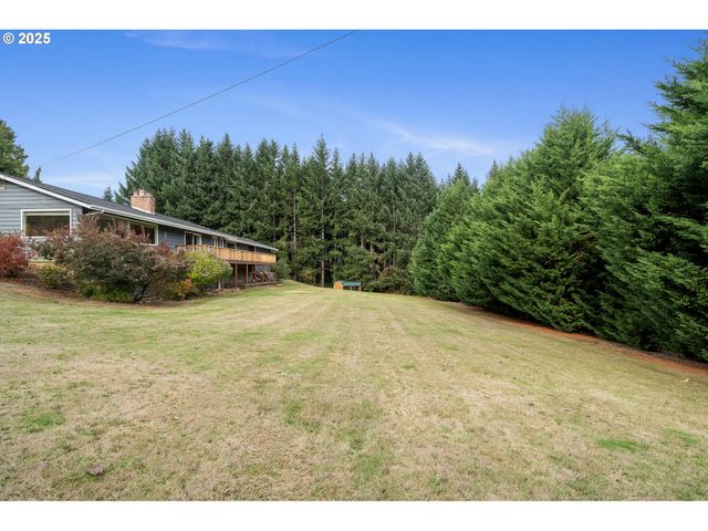 33281 KAMMEYER Rd, Scappoose, OR 97056