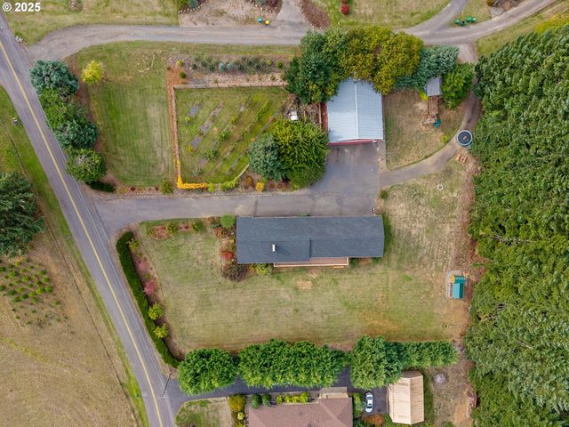 33281 KAMMEYER Rd, Scappoose, OR 97056