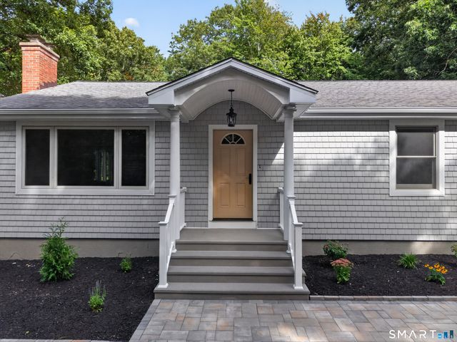 136 Minnechaug Drive, Glastonbury, CT 06033
