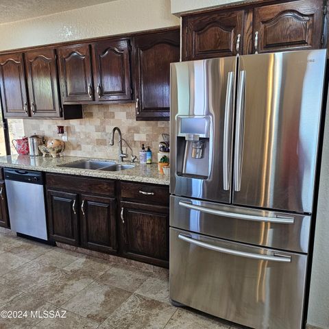 334 Valley View Drive, Rio Rico, AZ 85648