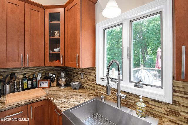 234 Parkview Terrace, Lincroft, NJ 07738