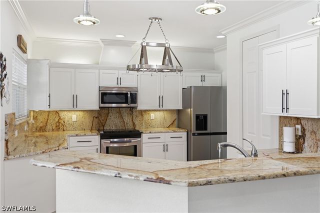 104 12th AVE NW, Naples, FL 34120