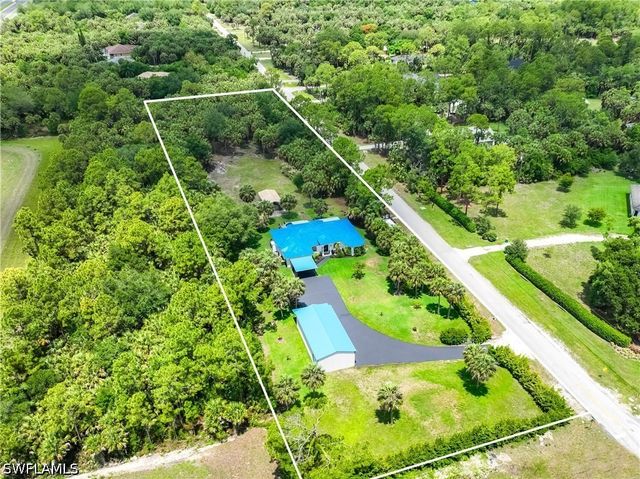 104 12th AVE NW, Naples, FL 34120