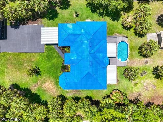104 12th AVE NW, Naples, FL 34120