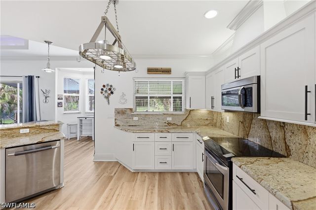 104 12th AVE NW, Naples, FL 34120