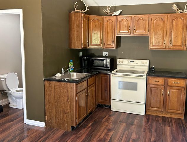180 Northeast 300 Road, Osceola, MO 64776