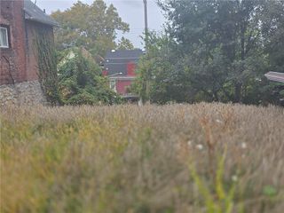 218 Jucunda St, Knoxville, PA 15210