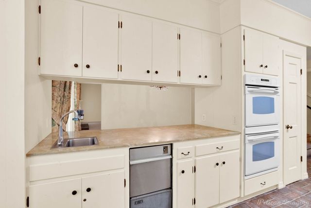 6446 Birnamwood Road, Shreveport, LA 71106