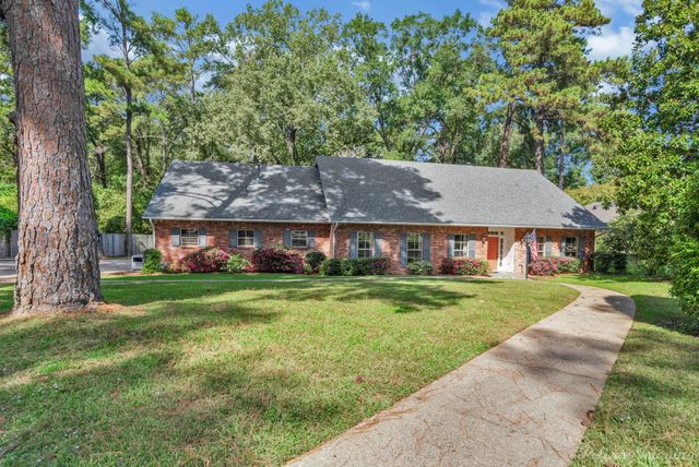 6446 Birnamwood Road, Shreveport, LA 71106