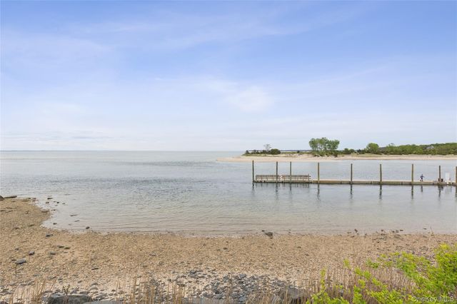 760-762 Old Dock Road, Kings Park, NY 11754
