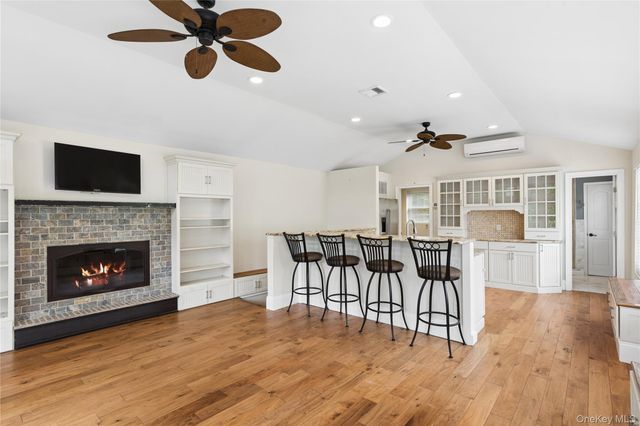 760-762 Old Dock Road, Kings Park, NY 11754