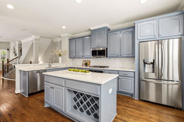 3413 Howell Street, Dallas, TX 75204