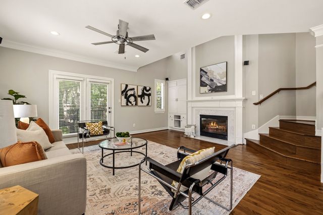 3413 Howell Street, Dallas, TX 75204