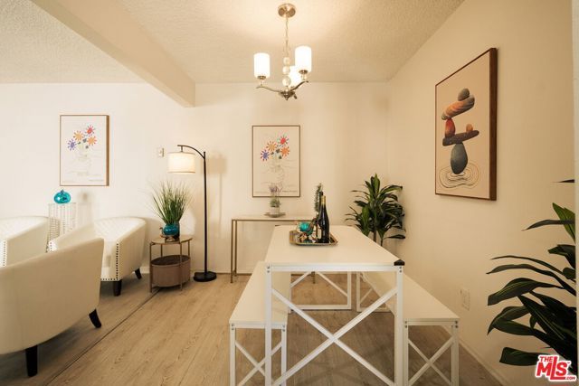 1754 N Kenmore Avenue 202, Los Angeles, CA 90027