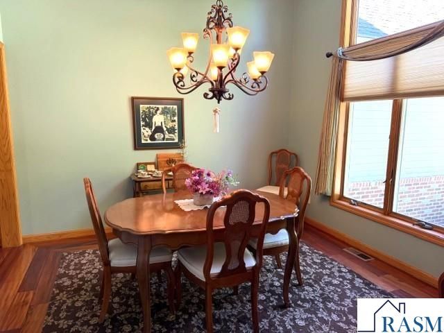 421 Diamond Creek Road, Mankato, MN 56001