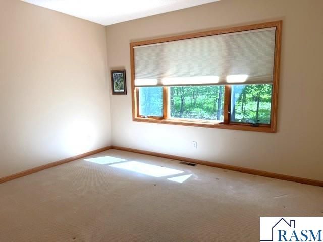 421 Diamond Creek Road, Mankato, MN 56001