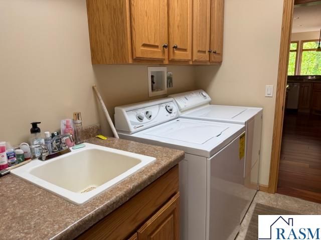 421 Diamond Creek Road, Mankato, MN 56001