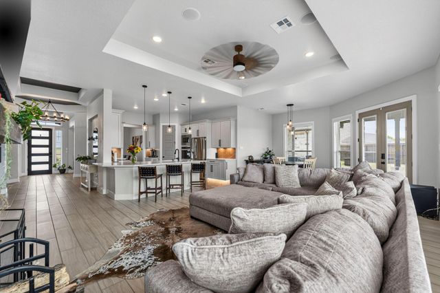 140 Gustav LN, San Marcos, TX 78666