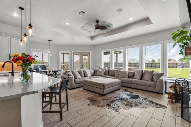 140 Gustav LN, San Marcos, TX 78666