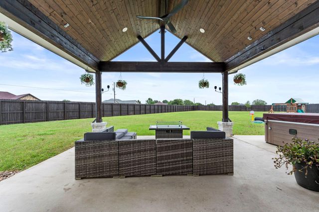 140 Gustav LN, San Marcos, TX 78666