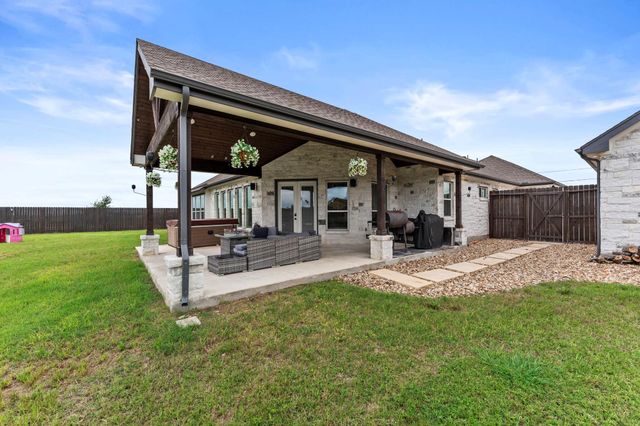 140 Gustav LN, San Marcos, TX 78666