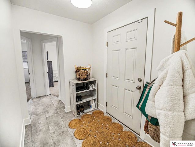 1146 Sumner Street, Lincoln, NE 68502