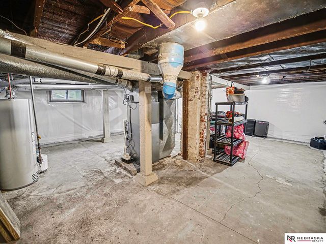 1146 Sumner Street, Lincoln, NE 68502