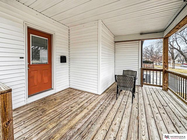 1146 Sumner Street, Lincoln, NE 68502