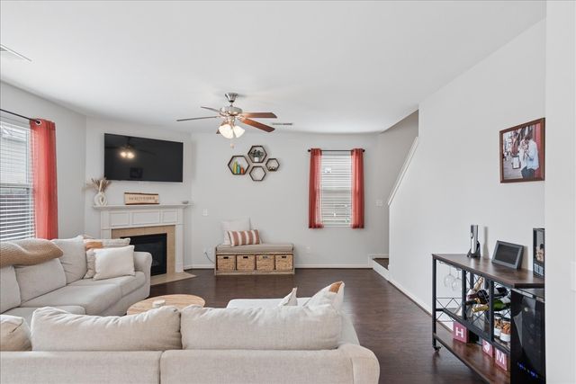 960 Morning Rd, Antioch, TN 37013