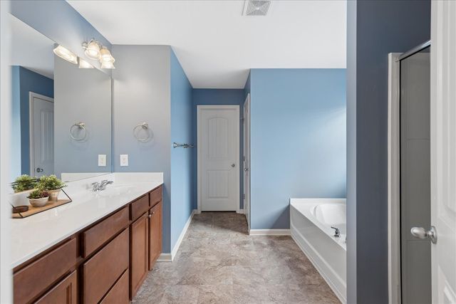 960 Morning Rd, Antioch, TN 37013