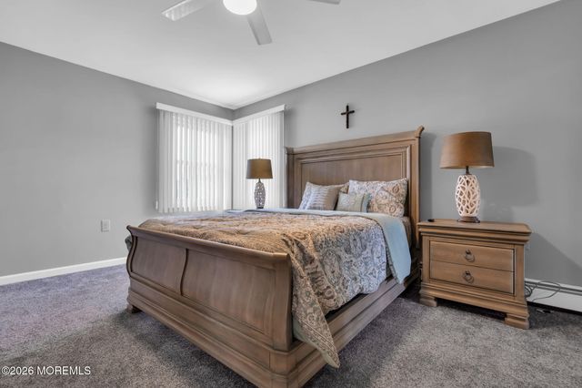 11 Burgess Court, Toms River, NJ 08757