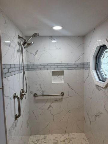 93 Golf Ave, Methuen, MA 01844