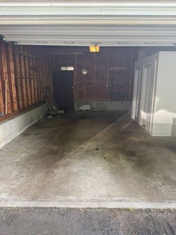 93 Golf Ave, Methuen, MA 01844