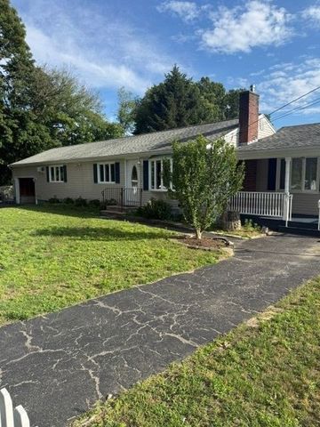 93 Golf Ave, Methuen, MA 01844