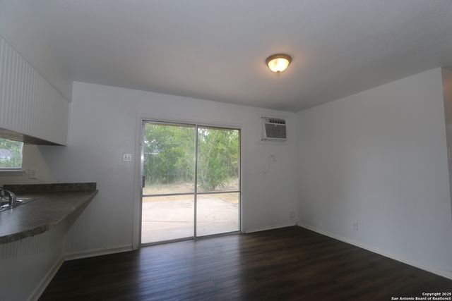 127 Fair Valley St, San Antonio, TX 78227
