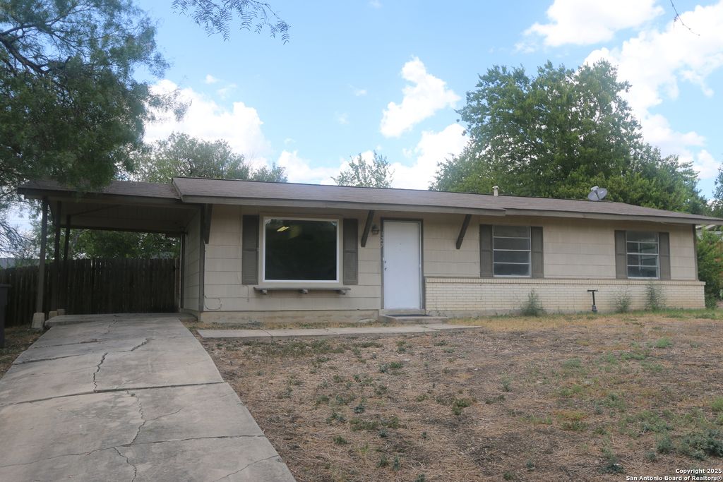 127 Fair Valley St, San Antonio, TX 78227