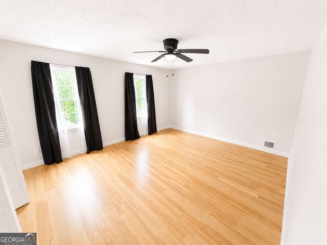 792 Mountainbrooke Circle, Stone Mountain, GA 30087