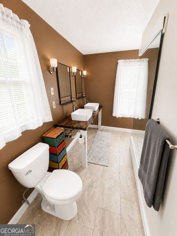 792 Mountainbrooke Circle, Stone Mountain, GA 30087